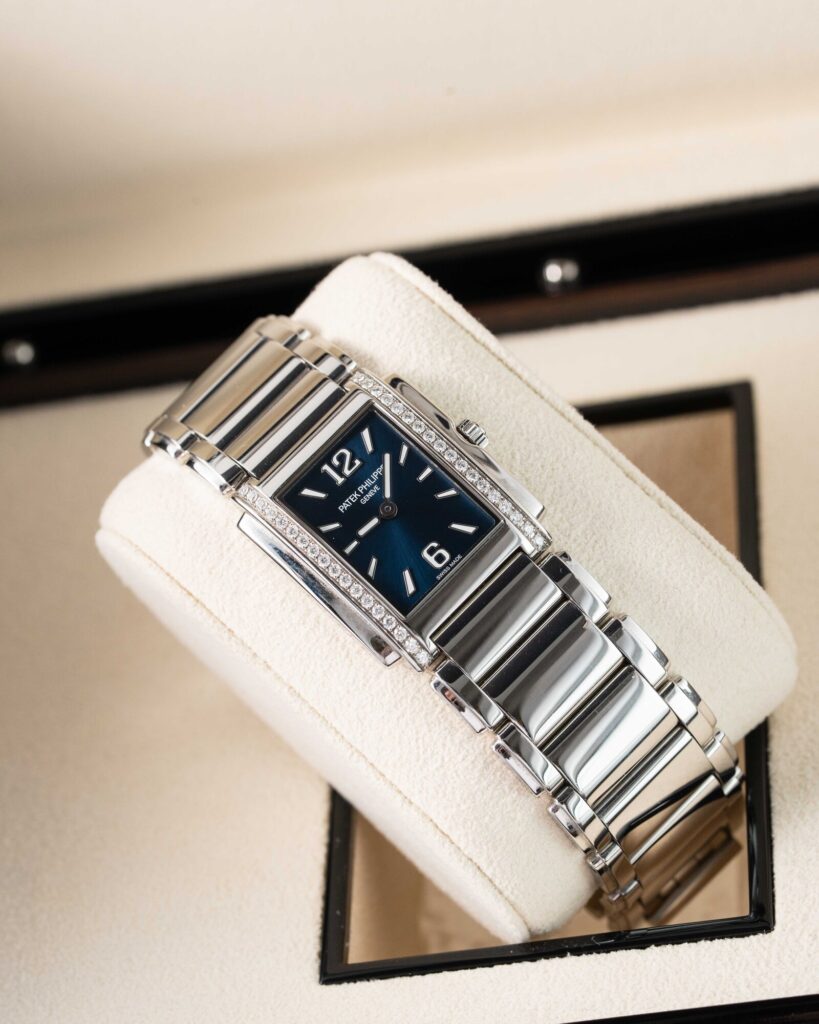 Patek Philippe TWENTY~4 4910/1200A-001 2022