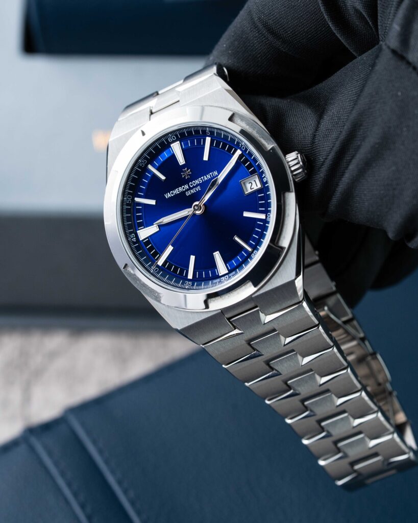Vacheron Constantin Overseas 4520V/210A-B128 2025