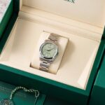 Rolex Oyster Perpetual 124200 2026