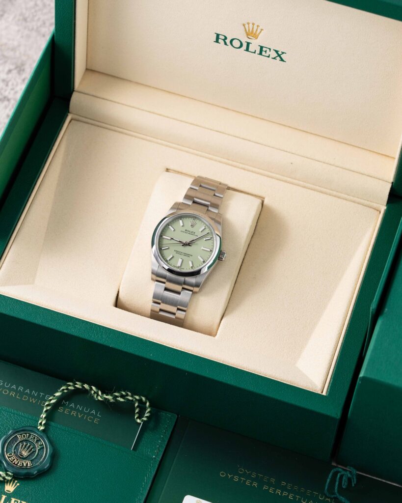 Rolex Oyster Perpetual 124200 2026