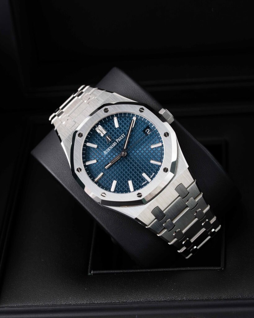 Audemars Piguet Royal Oak 15500ST.OO.1220ST.01  2021