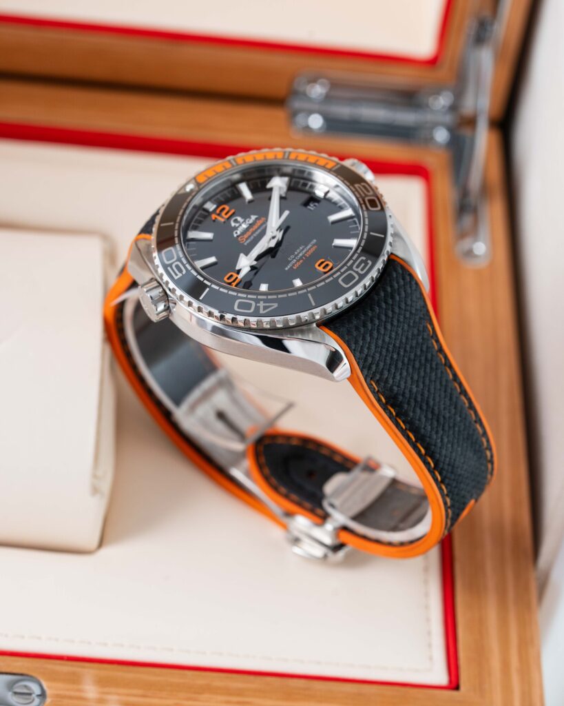 Omega Seamaster Planet Ocean 215.32.44.21.01.001 2018