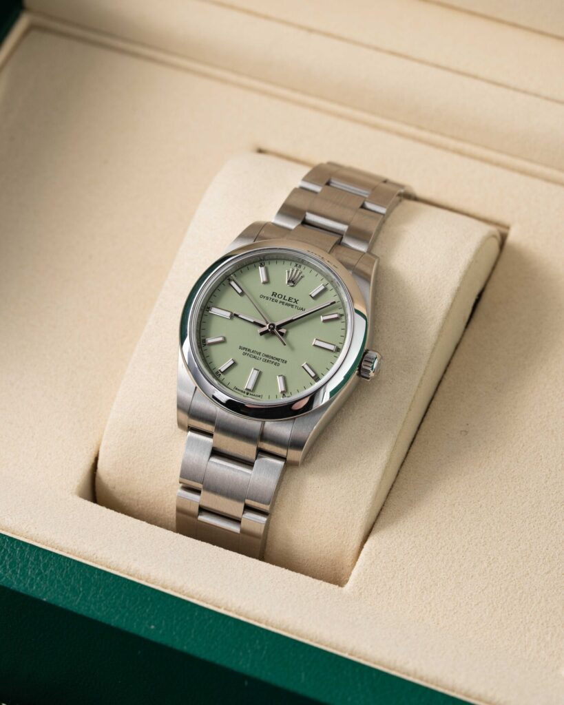 Rolex Oyster Perpetual 124200 2026
