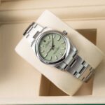 Rolex Oyster Perpetual 124200 2026