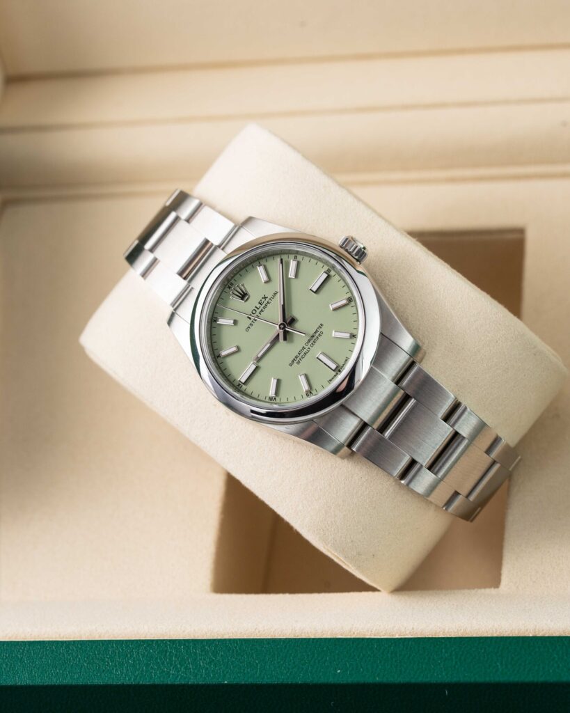Rolex Oyster Perpetual 124200 2026