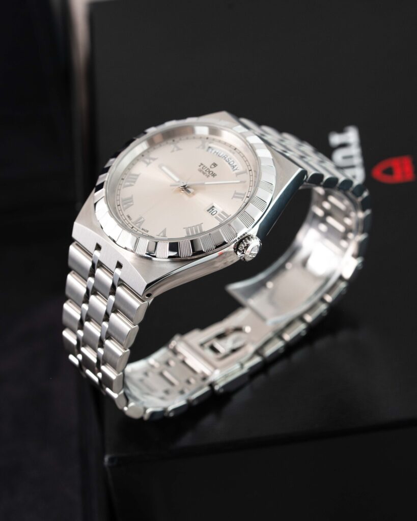 Tudor Royal 28600 2023