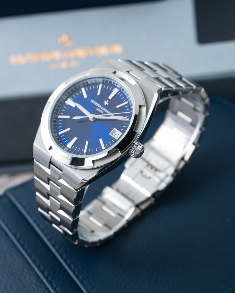 Vacheron Constantin Overseas 4520V/210A-B128 2025
