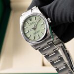 Rolex Oyster Perpetual 124200 2026