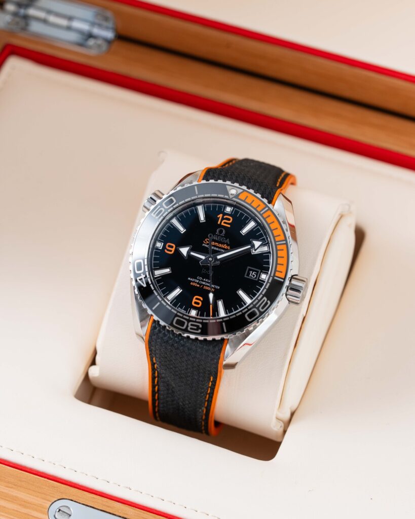 Omega Seamaster Planet Ocean 215.32.44.21.01.001 2018