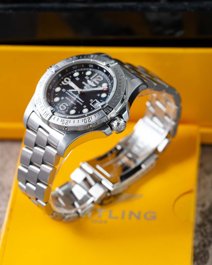 Breitling Superocean Steel Fish A17390