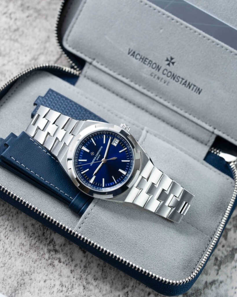 Vacheron Constantin Overseas 4520V/210A-B128 2025