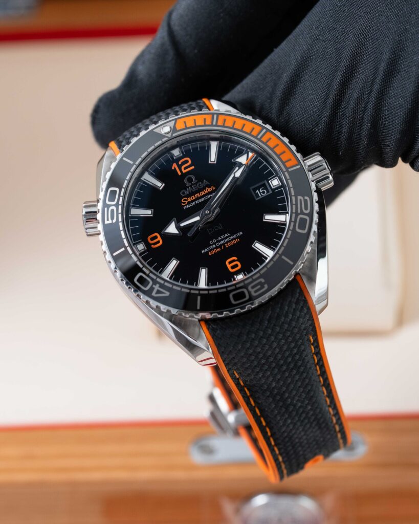 Omega Seamaster Planet Ocean 215.32.44.21.01.001 2018