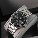 Oris Aquis Date 01 733 7730 7153 2021