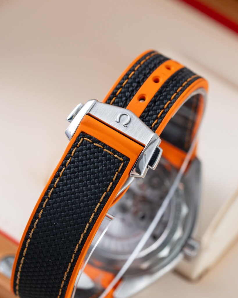 Omega Seamaster Planet Ocean 215.32.44.21.01.001 2018