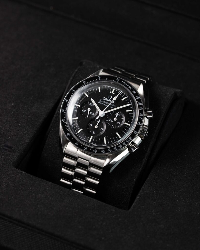 Omega Speedmaster 310.30.42.50.01.001 2023