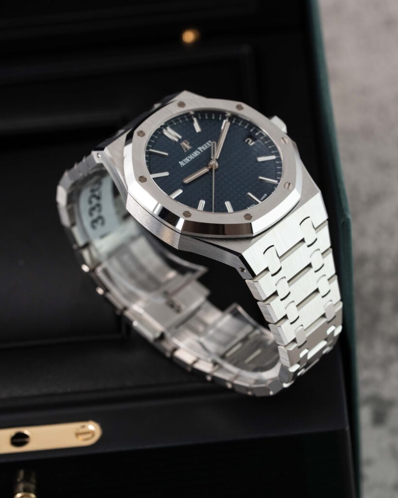 Audemars Piguet Royal Oak 15500ST.OO.1220ST.01  2021