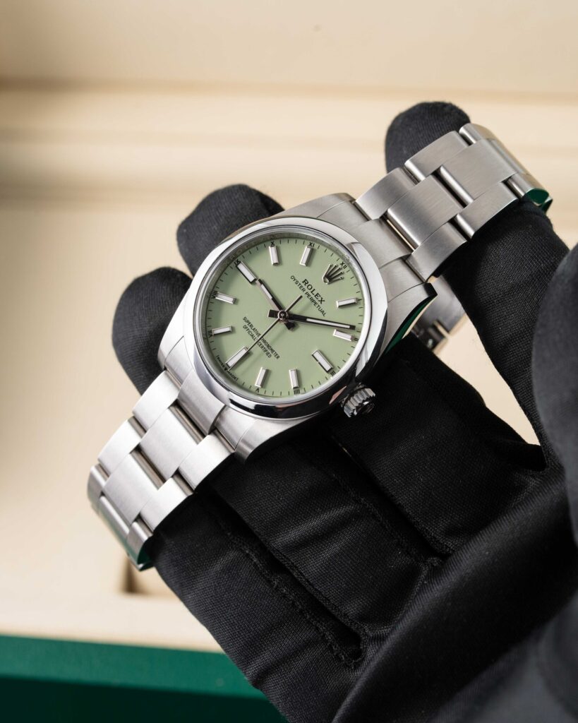 Rolex Oyster Perpetual 124200 2026