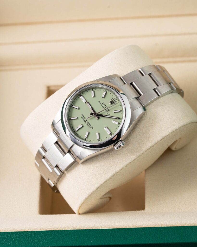 Rolex Oyster Perpetual 124200 2026