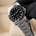Rolex Submariner 124060 2023