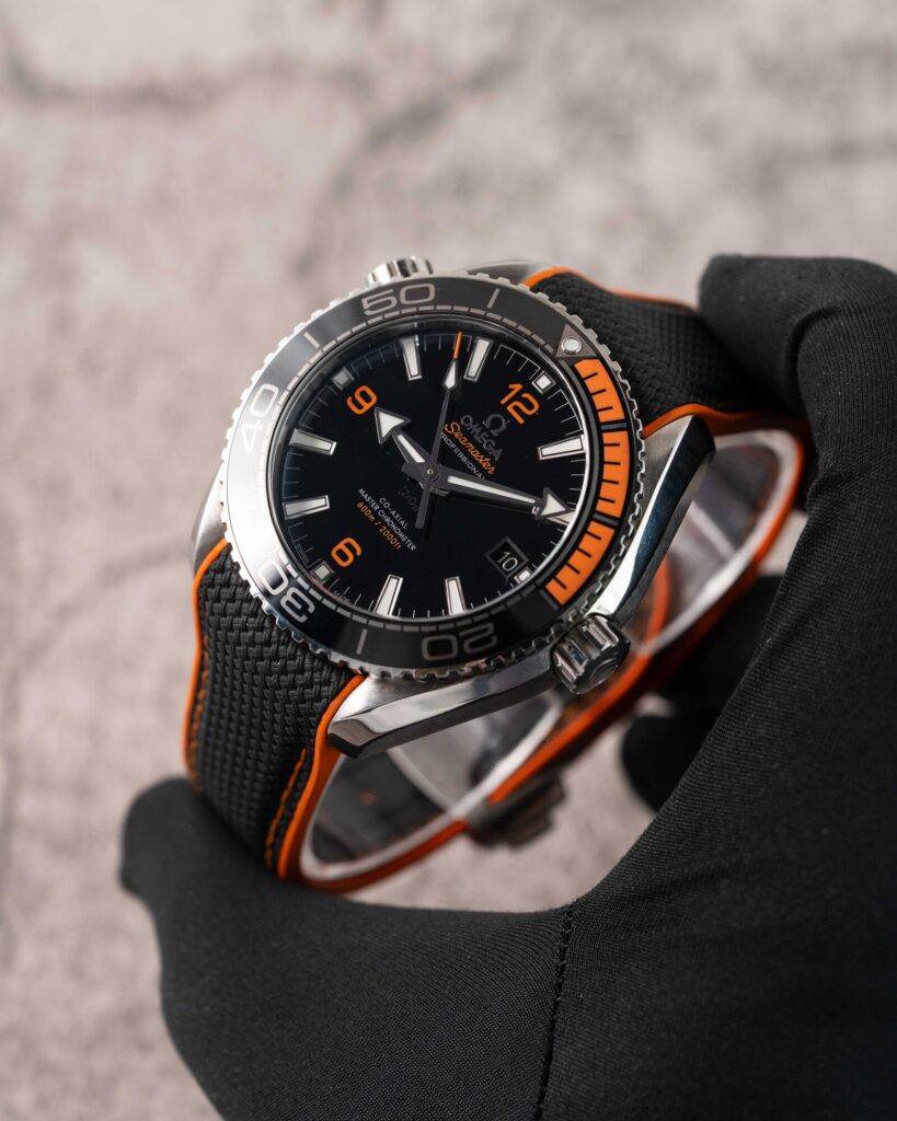 Omega Seamaster Planet Ocean 215.32.44.21.01.001 2017