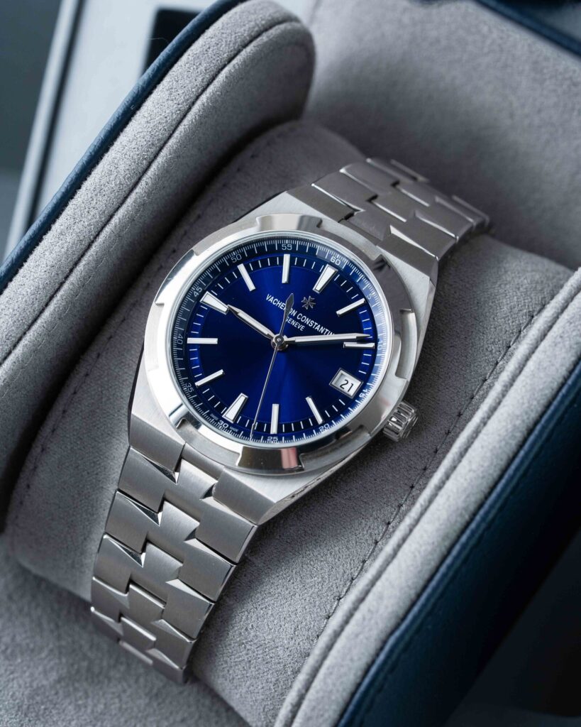 Vacheron Constantin Overseas 4520V/210A-B128 2025