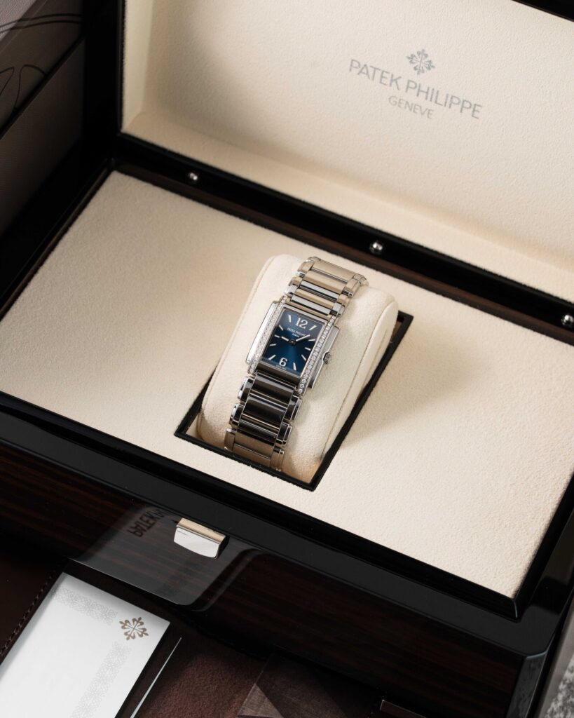 Patek Philippe TWENTY~4 4910/1200A-001 2022