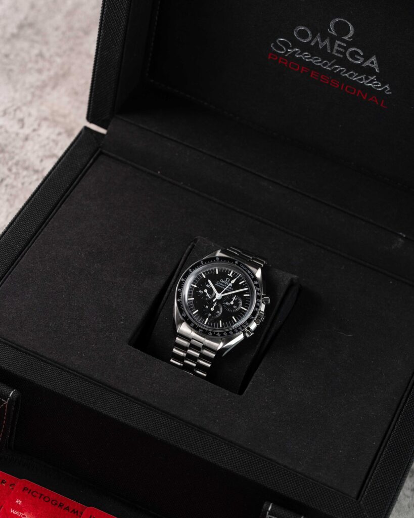 Omega Speedmaster 310.30.42.50.01.001 2023