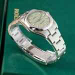 Rolex Oyster Perpetual 124200 2025