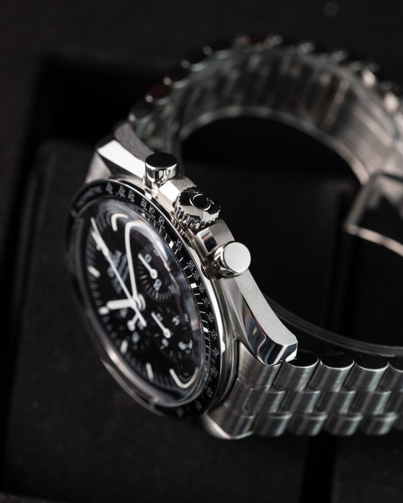 Omega Speedmaster 310.30.42.50.01.001 2023