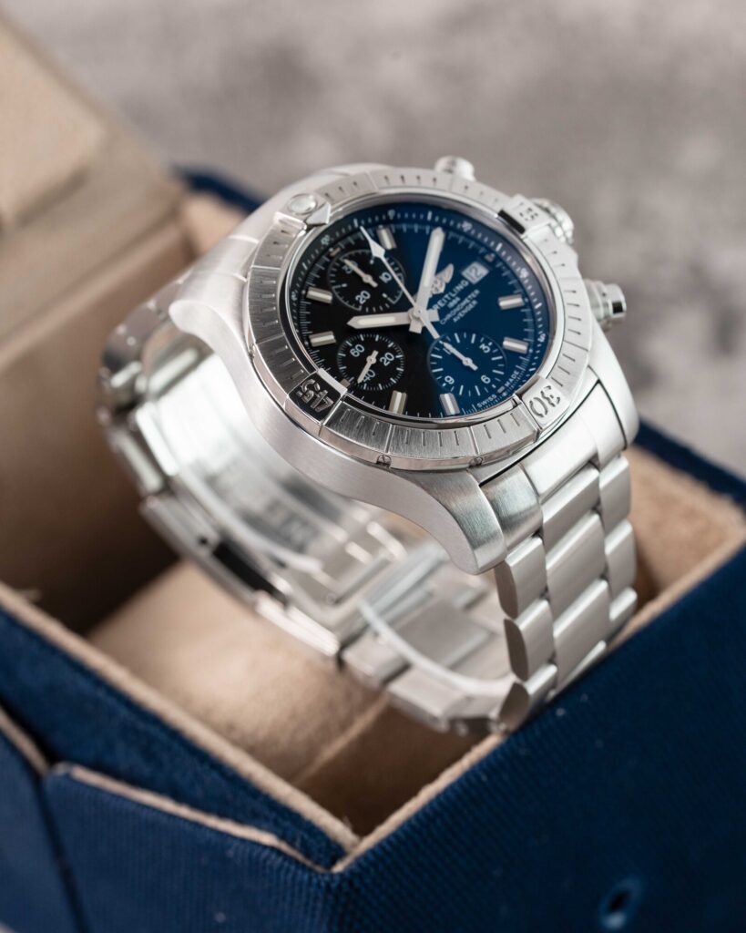 Breitling Avenger Chronograph A13385 2021