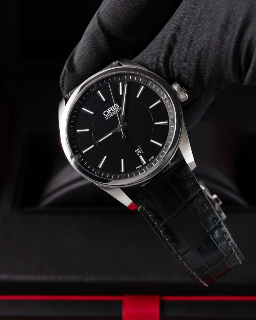 Oris Artix Date 01 733 7642  2013