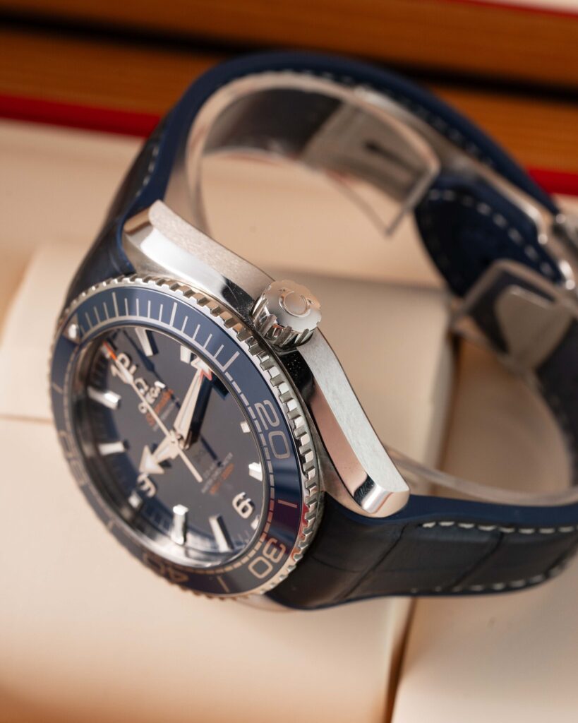 Omega Seamaster Planet Ocean 600M Co-Axial Master 215.33.44.21.03.001 2018