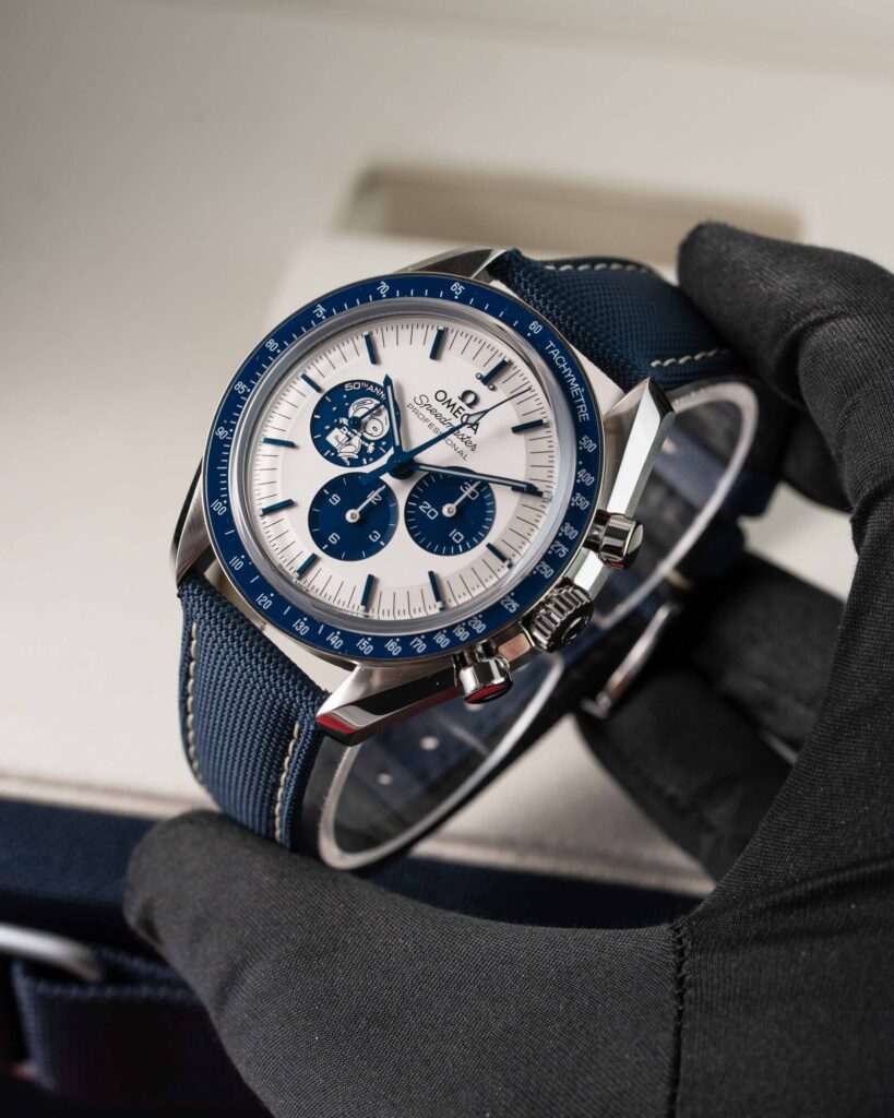 Omega Speedmaster "silver Snoopy Award" 50TH Anniversary 310.32.42.50.02.001 2022