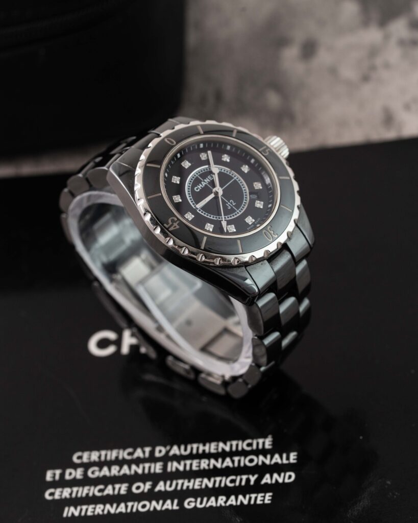 Chanel J12 H1625 2010