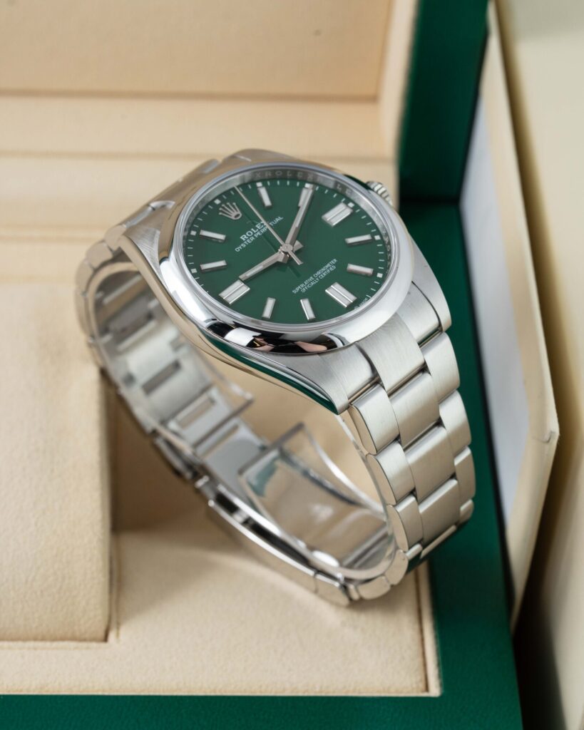 Rolex Oyster Perpetual 124300 2023