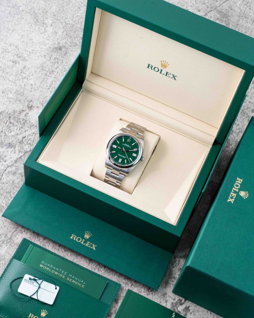 Rolex Oyster Perpetual 124300 2025
