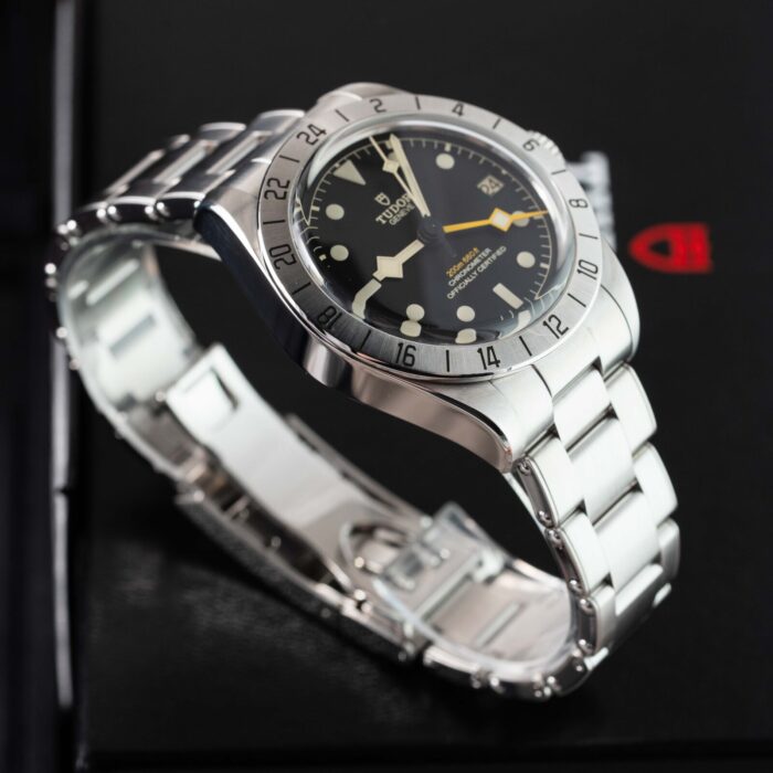 33b6ee0d-9ffd-4bf7-82ab-fc64749fba8b-1.jpg