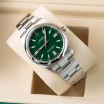 Rolex Oyster Perpetual 124300 2025