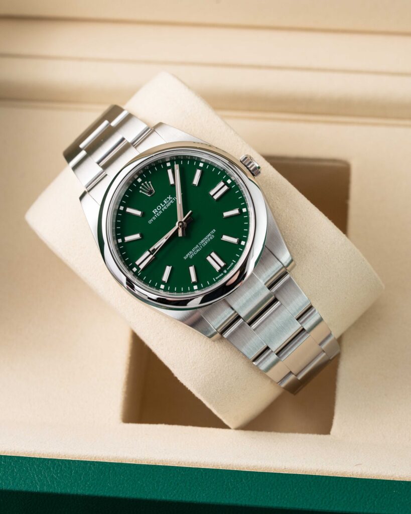 Rolex Oyster Perpetual 124300 2025