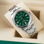 Rolex Oyster Perpetual 124300 2023