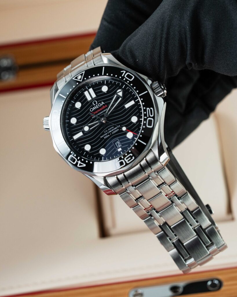 Omega Seamaster 300 210.30.42.20.01.001 2023