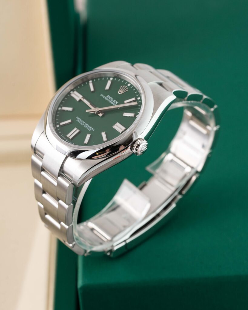 Rolex Oyster Perpetual 124300 2025