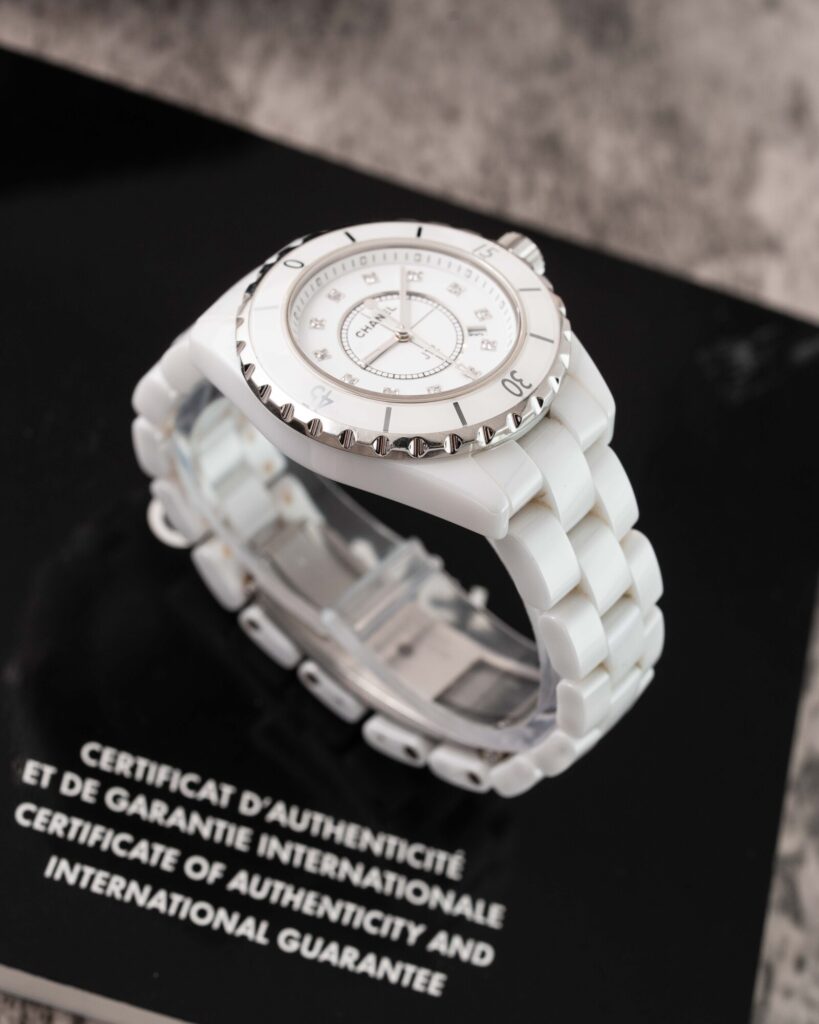 Chanel J12 H1628 2009