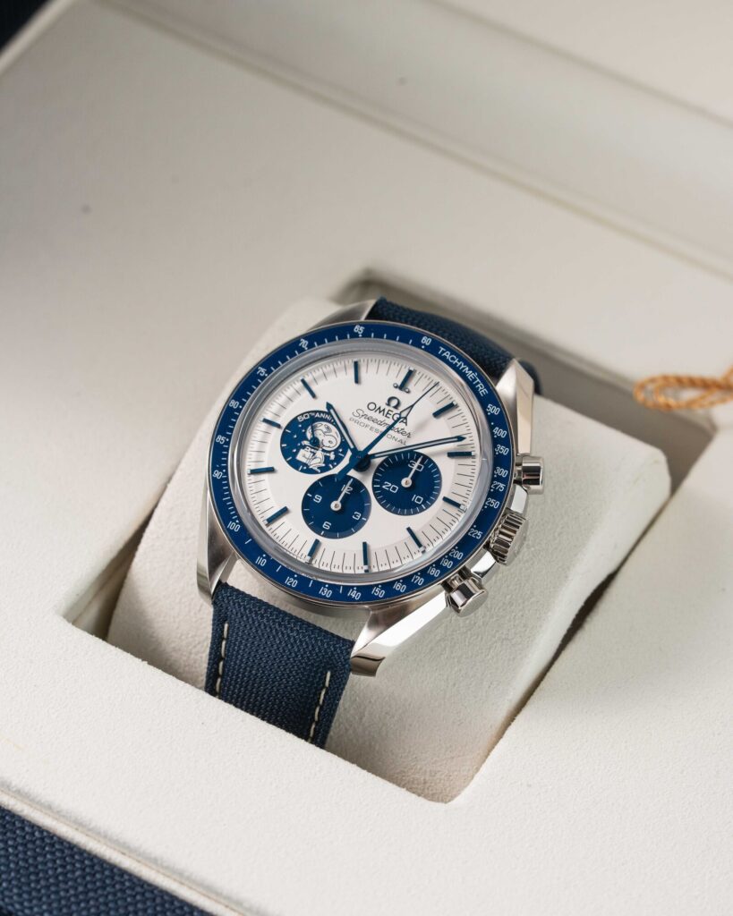 Omega Speedmaster "silver Snoopy Award" 50TH Anniversary 310.32.42.50.02.001 2022