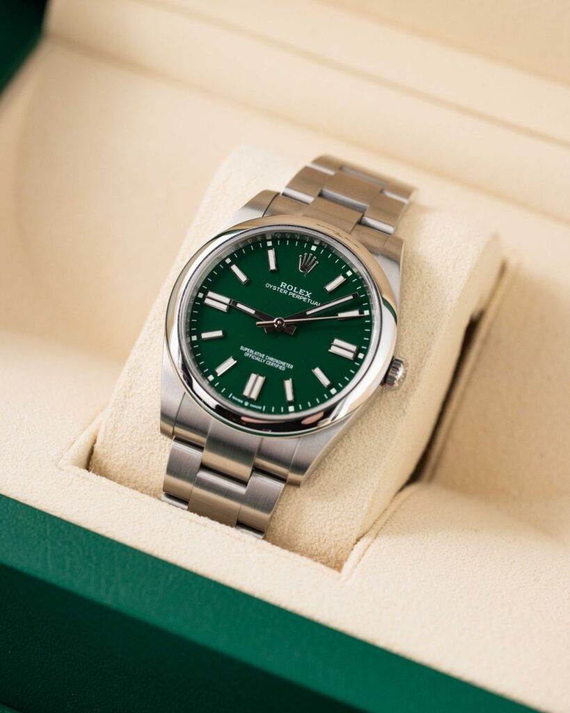 Rolex Oyster Perpetual 124300 2023