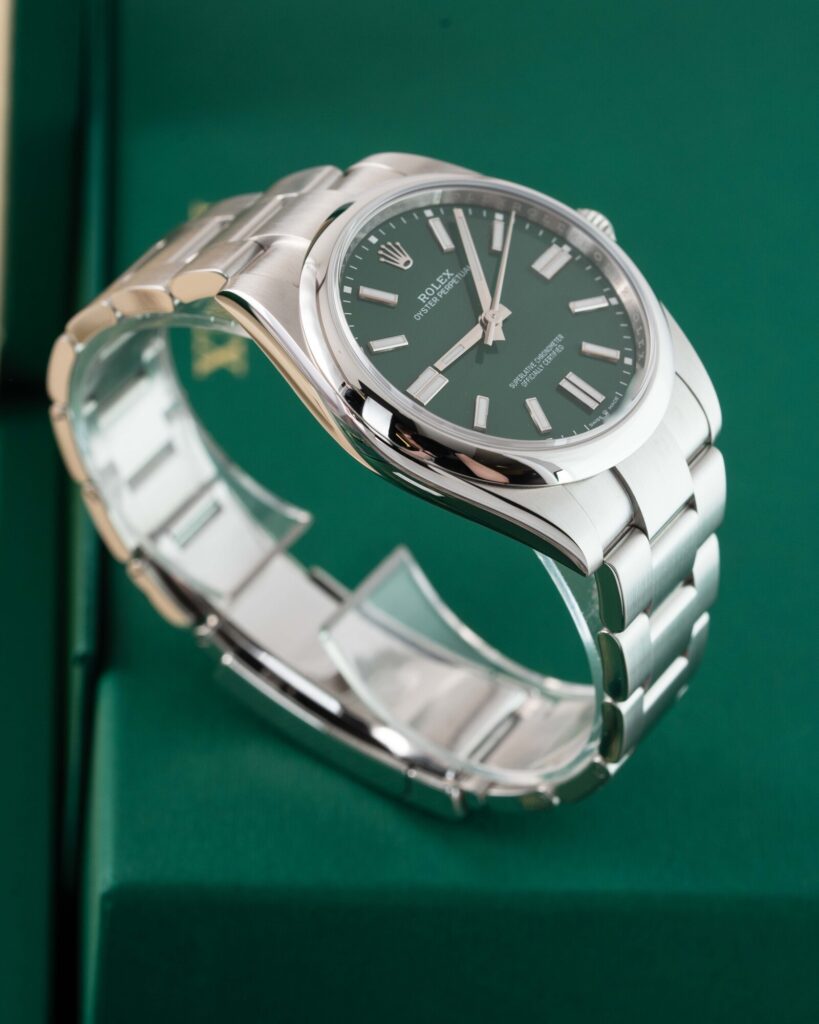 Rolex Oyster Perpetual 124300 2025