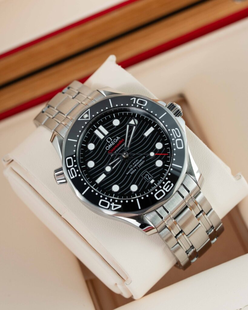 Omega Seamaster 300 210.30.42.20.01.001 2023