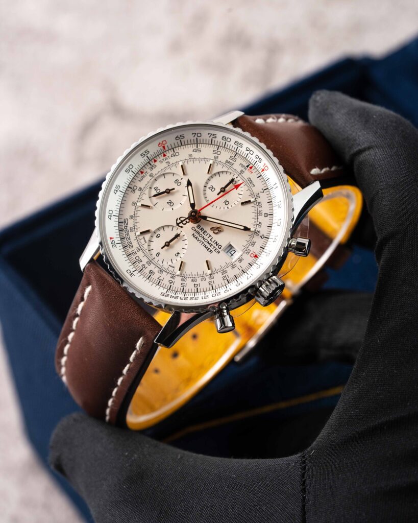 Breitling Navitimer A13324 2022