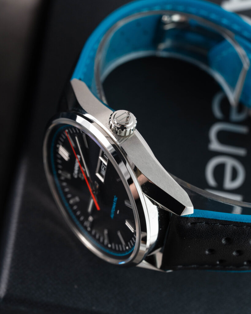 Tag Heuer Carrera WDA2110 2025