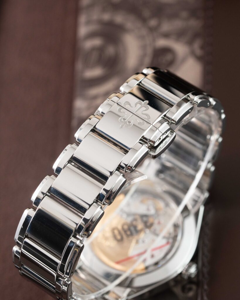 Patek Philippe Twenty Four 7300/1200A-010 2021